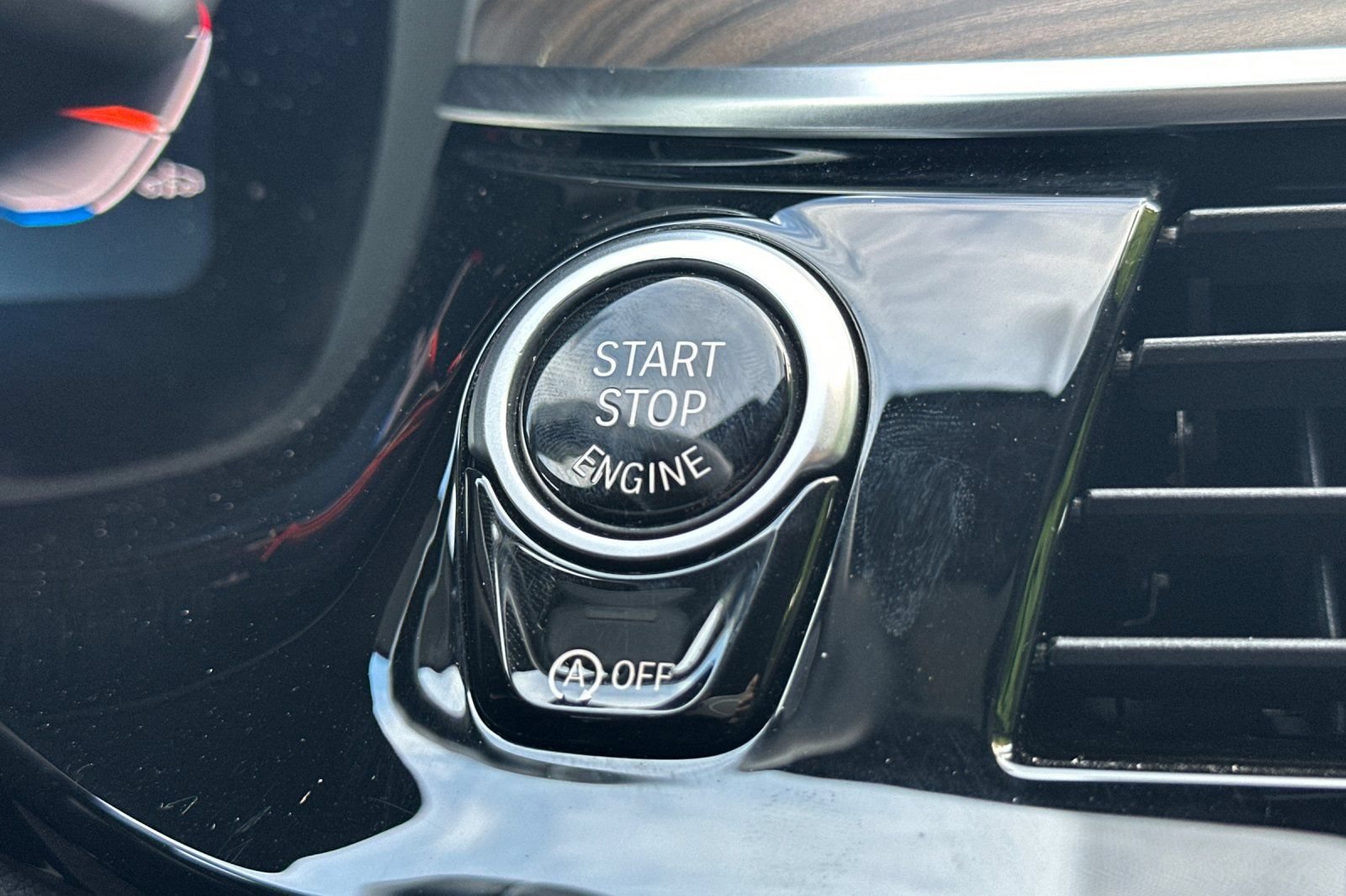 Used 2023 BMW 530i w/ M Sport Package RWD image 22