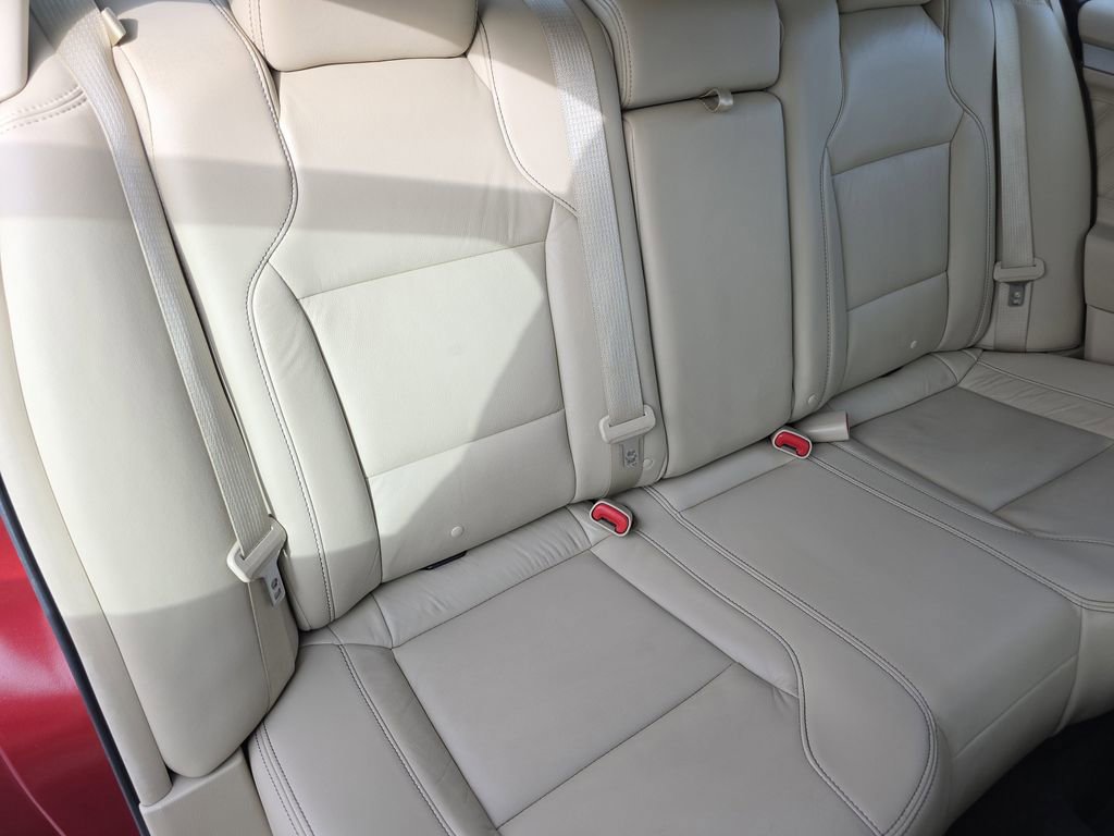 Used 2017 Ford Taurus SEL w/ Equipment Group 201A image 22