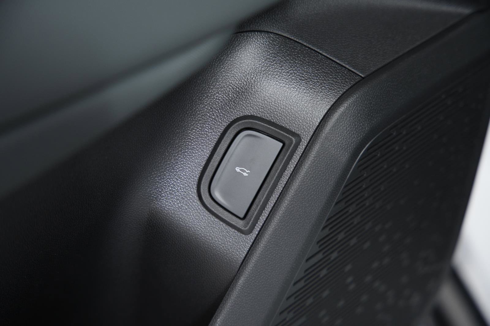 New 2026 GMC Terrain AT4 w/ Convenience Package III image 26