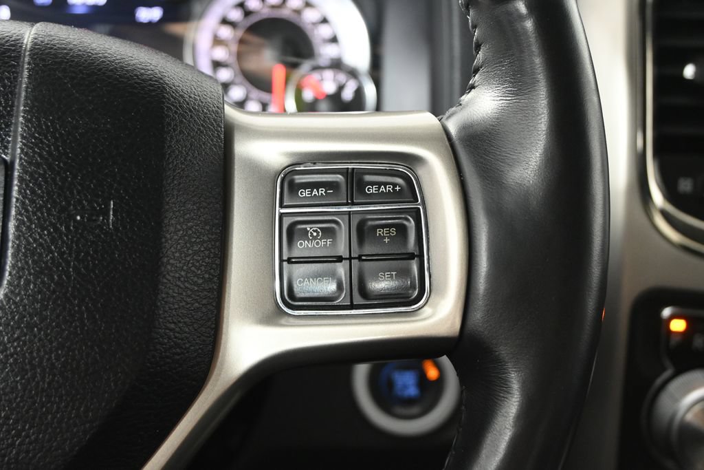 Used 2016 RAM 1500 Laramie w/ Convenience Group AWD/4WD image 38