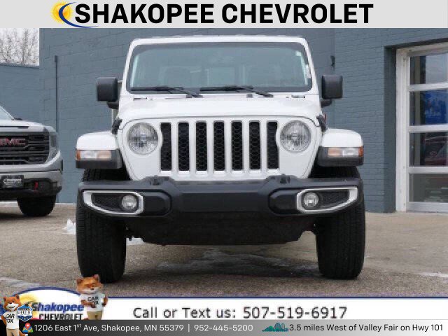 Used 2023 Jeep Gladiator Overland image 4