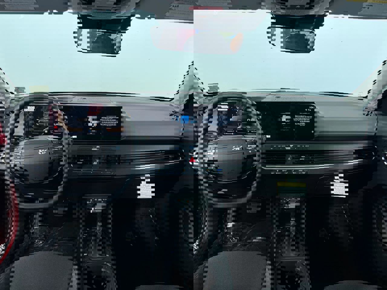 New 2025 Kia K4 LXS image 30