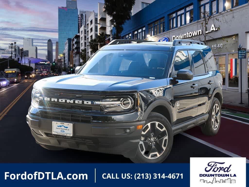 New 2023 Ford Bronco Sport Outer Banks w/ Tech Package