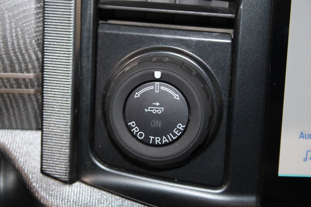 Certified 2022 Ford F150 Platinum w/ Equipment Group 701A High AWD/4WD image 50