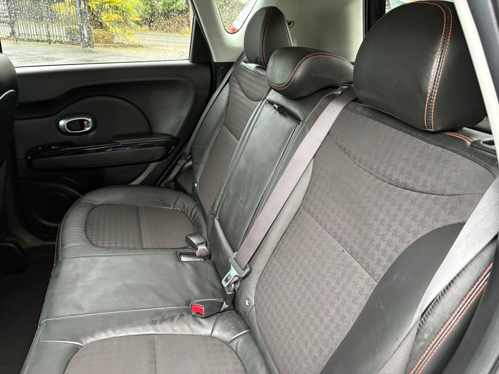 Used 2017 Kia Soul ! w/ Tech Package FWD image 17