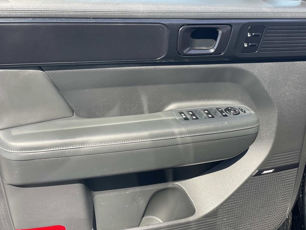 Used 2025 Hyundai Santa Fe Calligraphy image 22