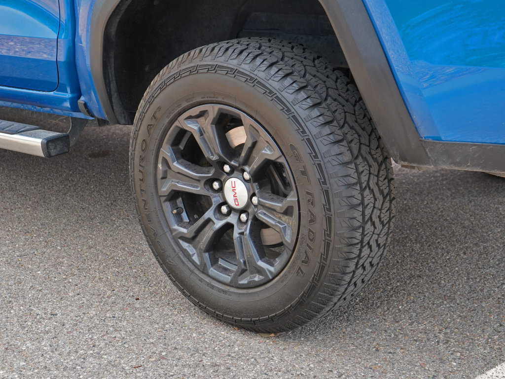 Used 2023 GMC Canyon Elevation image 5