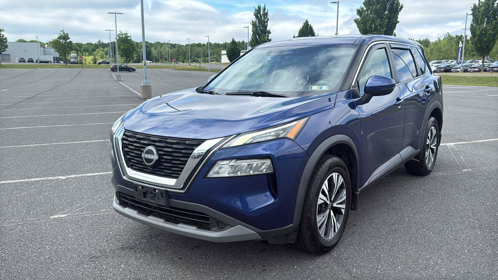Used 2022 Nissan Rogue SV FWD image 14