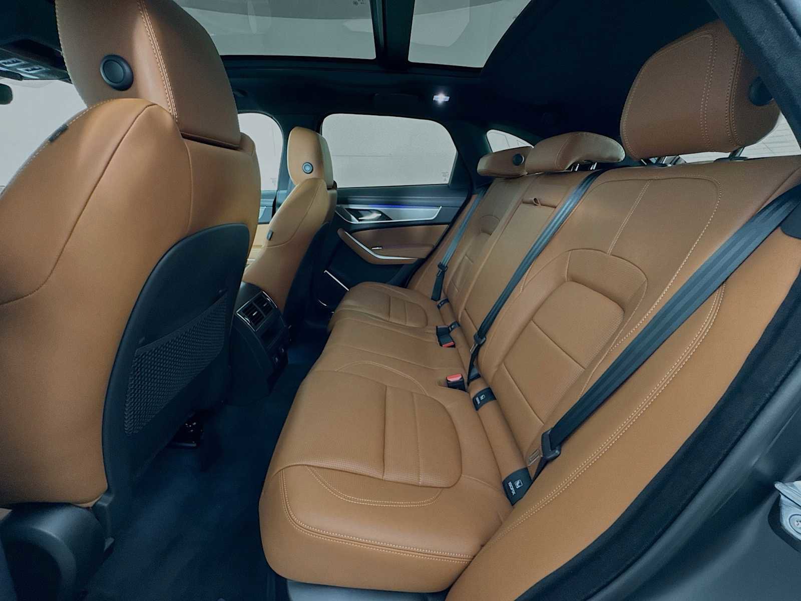 New 2026 Jaguar F-PACE R-Dynamic S AWD/4WD image 22