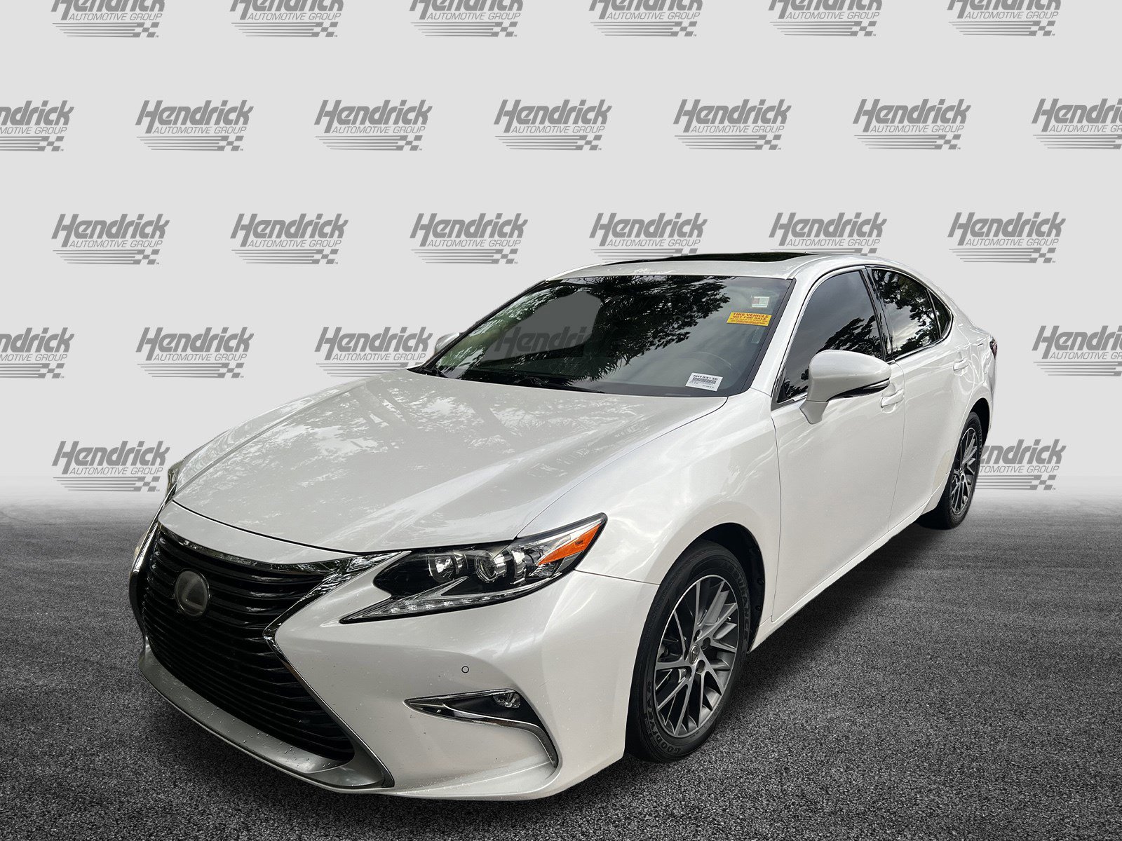 Used 2017 Lexus ES 350 w/ Premium Package image 5