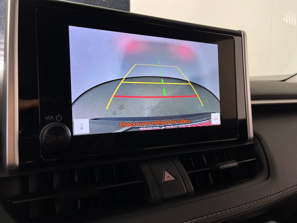 Certified 2025 Toyota RAV4 LE FWD image 21
