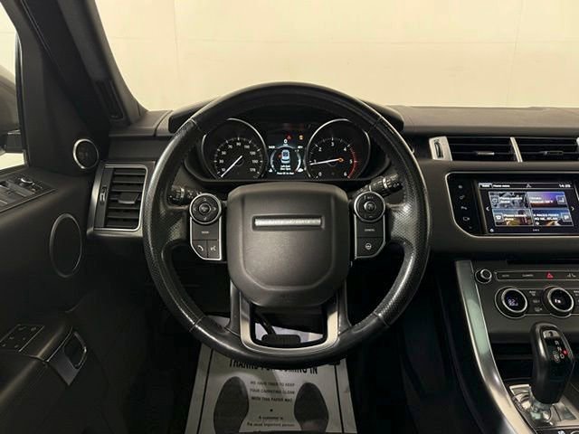 Used 2016 Land Rover Range Rover Sport SE image 25
