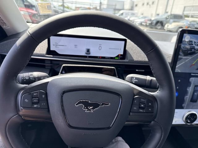 Used 2025 Ford Mustang Mach-E Premium AWD/4WD image 32