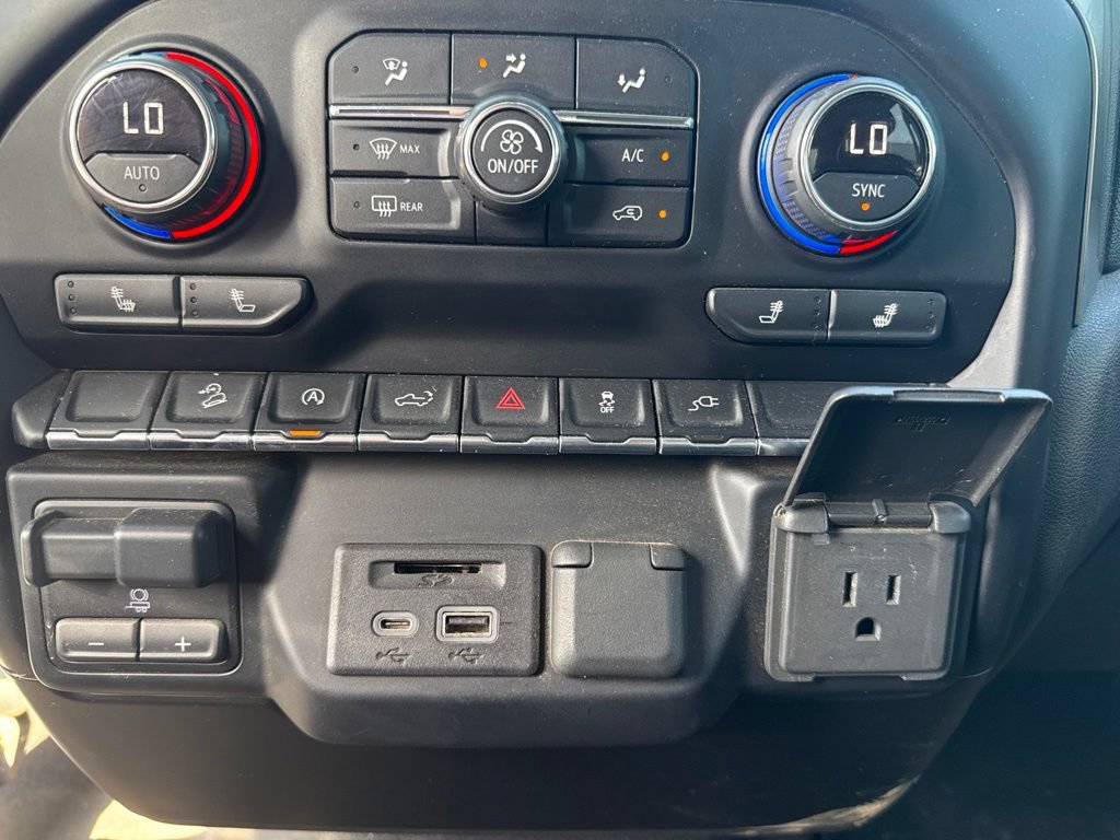 Used 2020 Chevrolet Silverado 1500 LT w/ Texas Edition AWD/4WD image 10