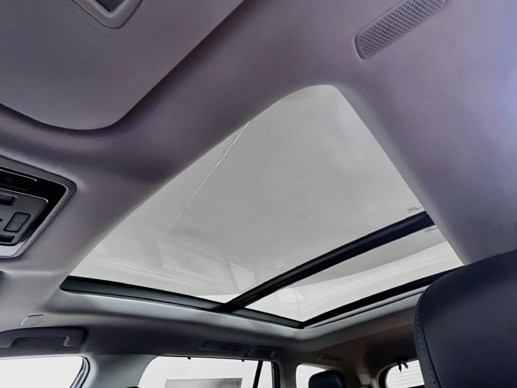 New 2026 Toyota Grand Highlander AWD Hybrid image 17