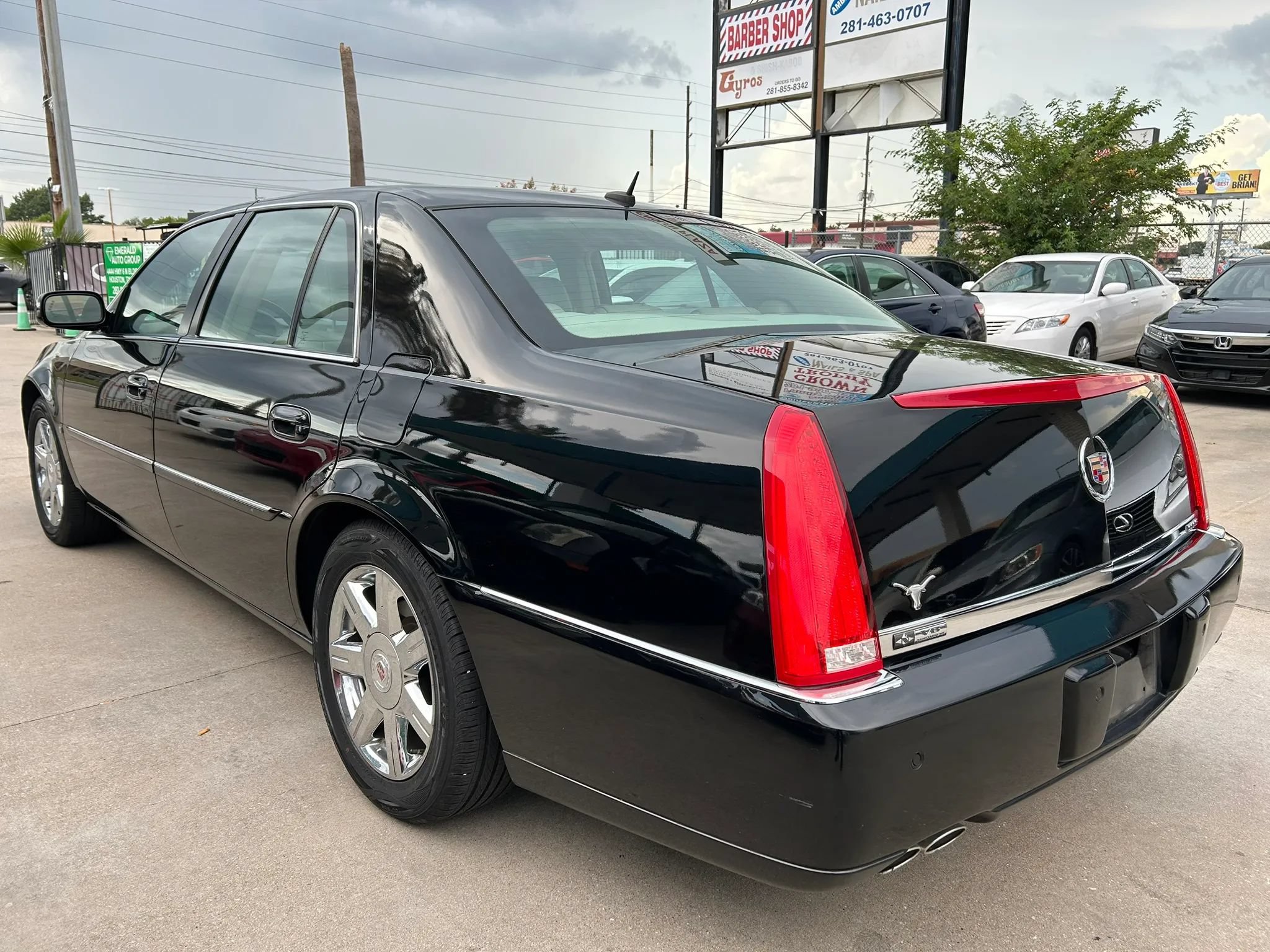 Used 2007 Cadillac DTS Luxury I FWD image 3