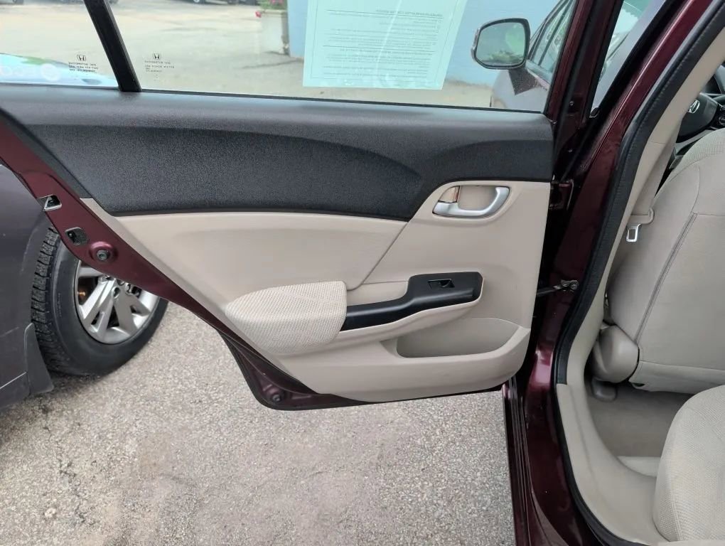 Used 2012 Honda Civic LX image 18