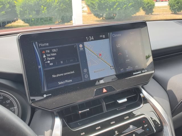 Certified 2021 Toyota Venza Limited w/ Advanced Technology Package AWD/4WD image 27