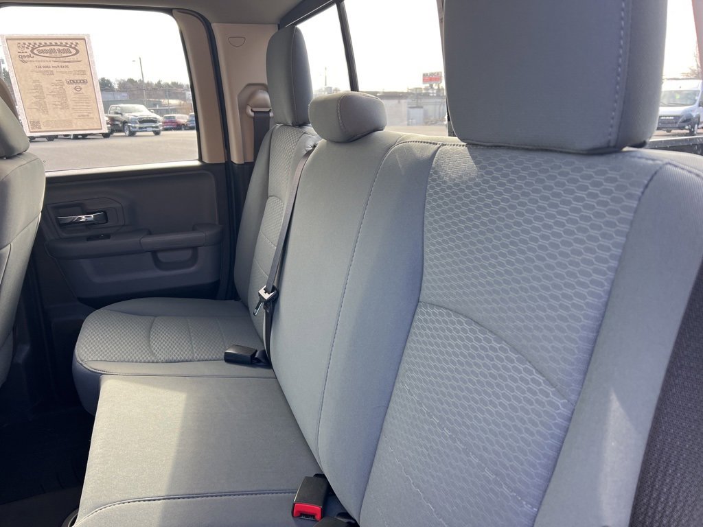 Used 2018 RAM 1500 Classic SLT image 22