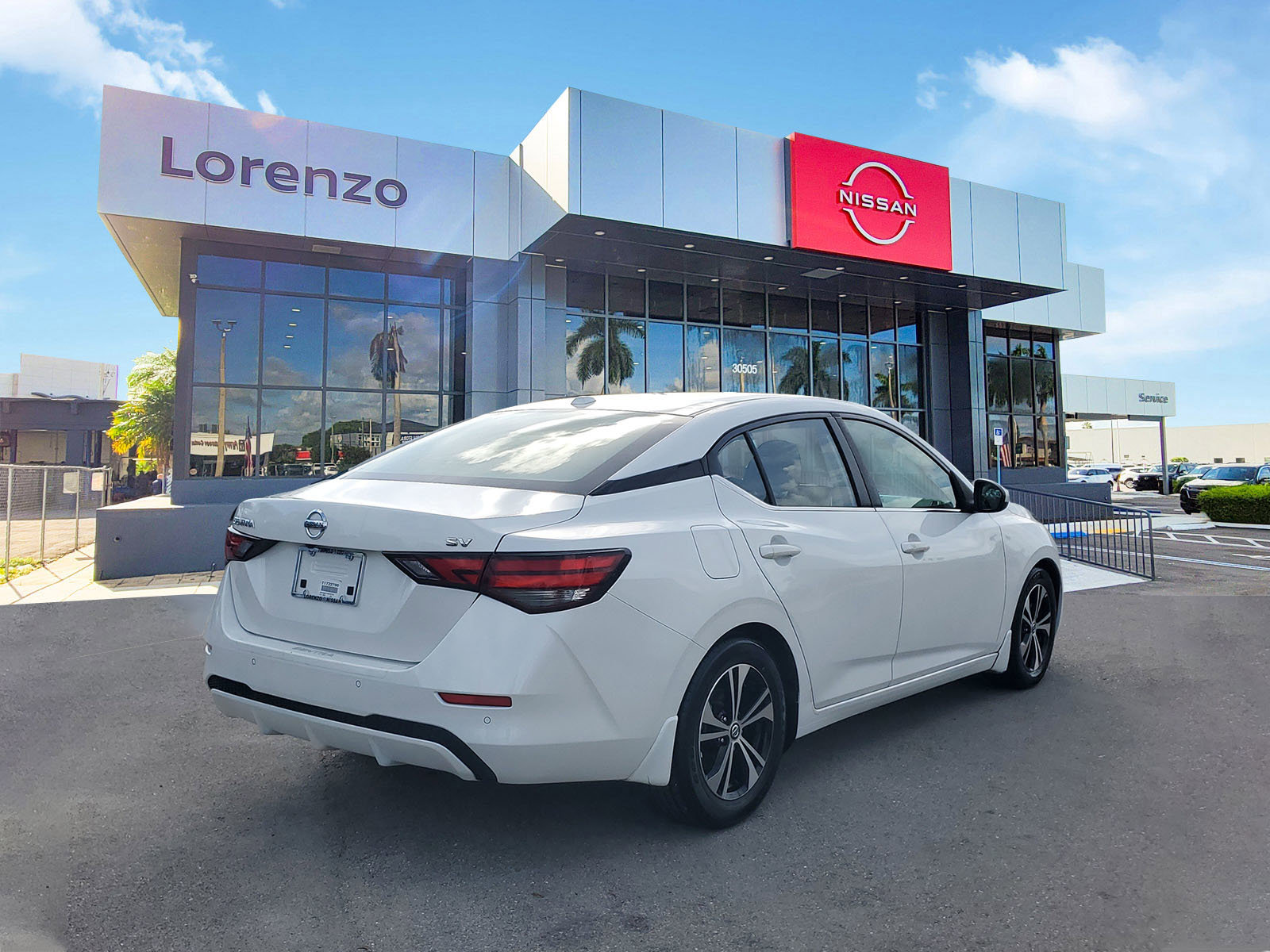 Used 2021 Nissan Sentra SV w/ Trunk Package FWD image 5