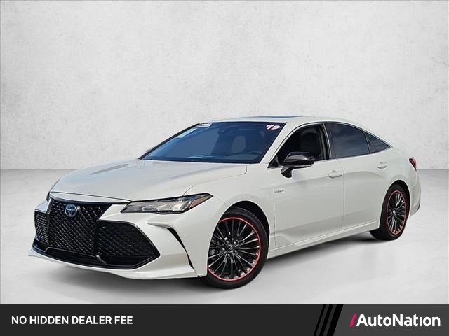Used 2019 Toyota Avalon XSE FWD image 1