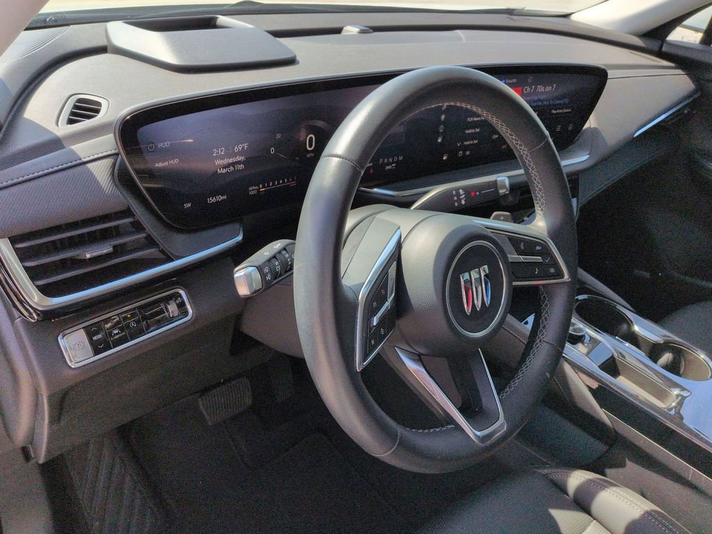 Used 2025 Buick Envision Preferred image 17