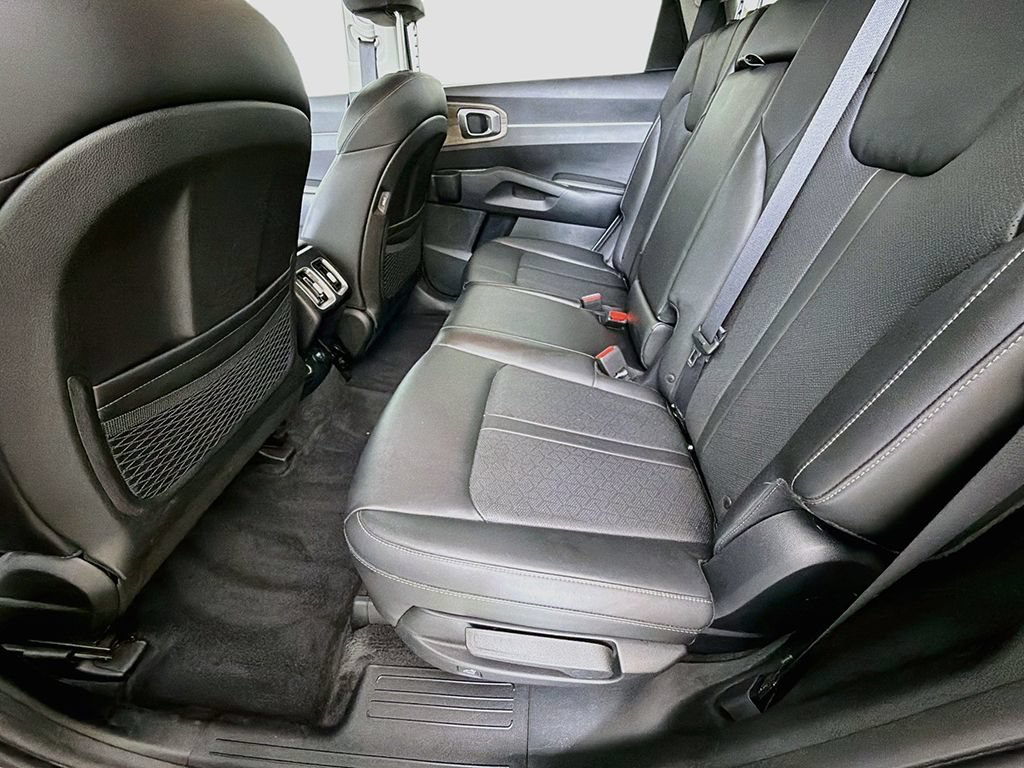 Used 2022 Kia Sorento S AWD/4WD image 27