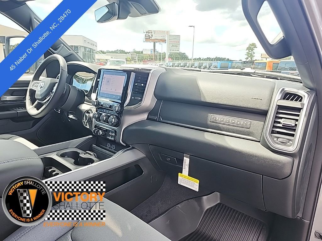New 2026 RAM 1500 4x4 Crew Cab image 13