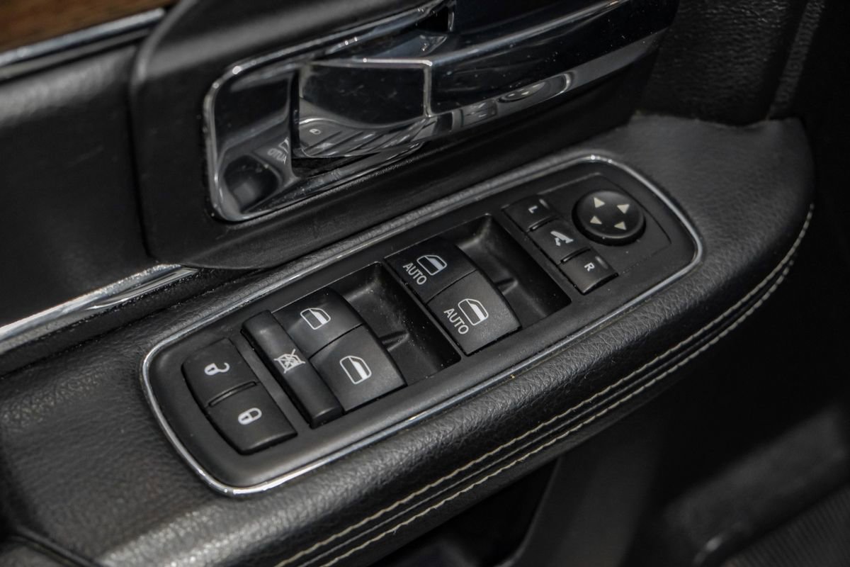 Used 2016 RAM 3500 Laramie image 42