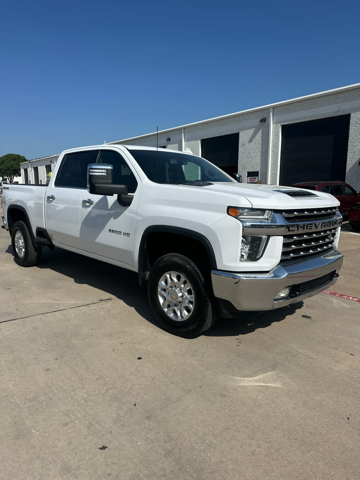 Used 2021 Chevrolet Silverado 2500 LTZ AWD/4WD image 4