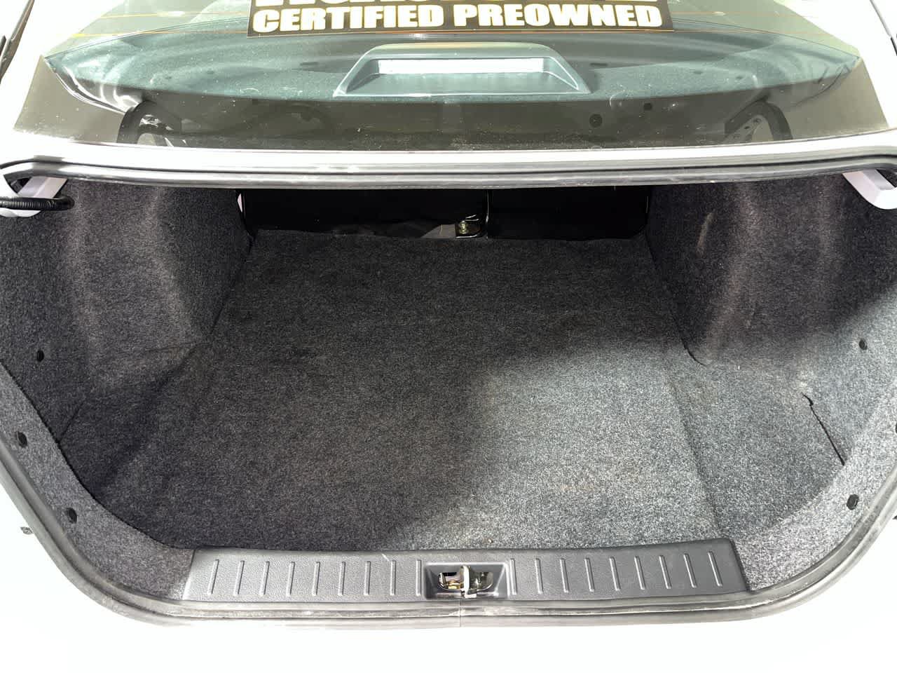 Used 2025 Nissan Versa SV FWD image 27