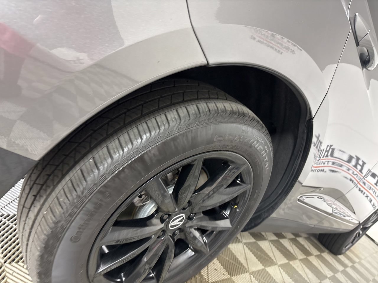 Used 2025 Acura RDX SH-AWD image 34