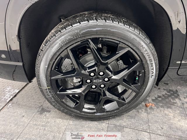 New 2026 Chevrolet Traverse RS w/ LPO, Floor Liner Package image 16