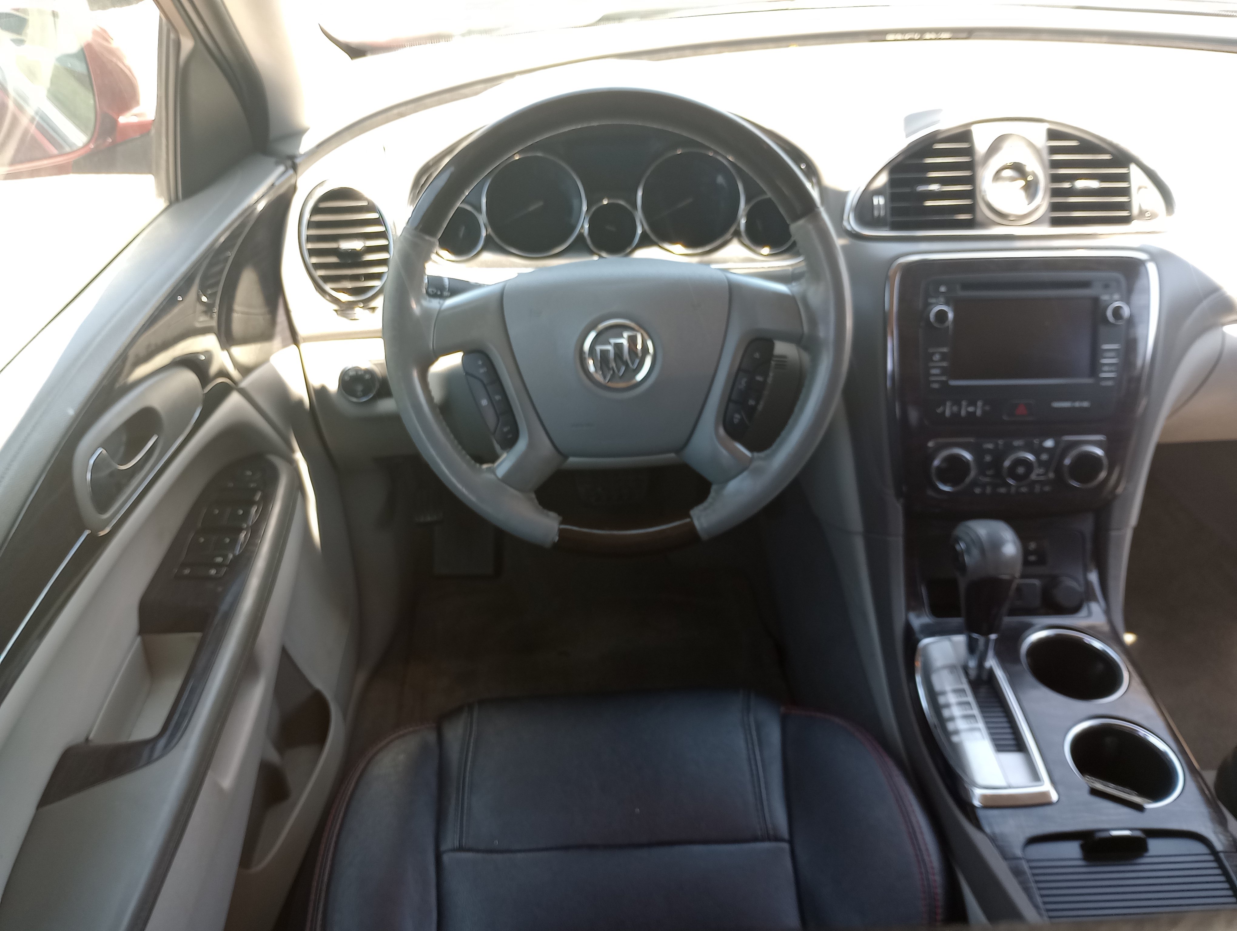 Used 2015 Buick Enclave Convenience FWD image 9