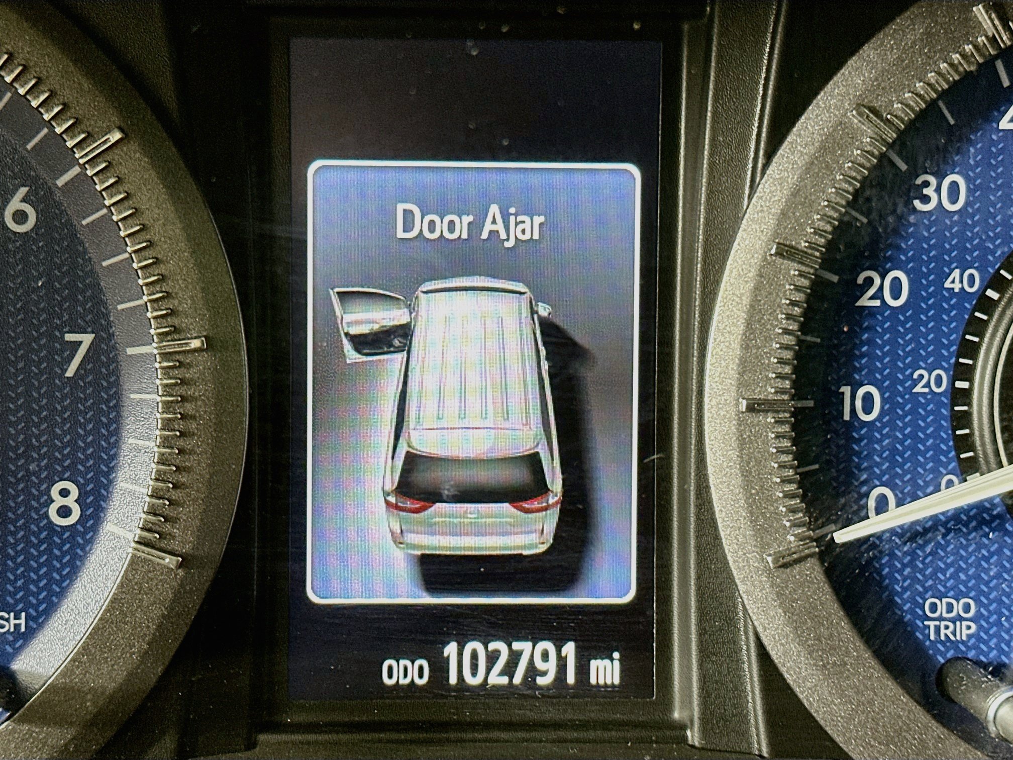 Used 2015 Toyota Sienna XLE w/ XLE Navigation Package FWD image 19