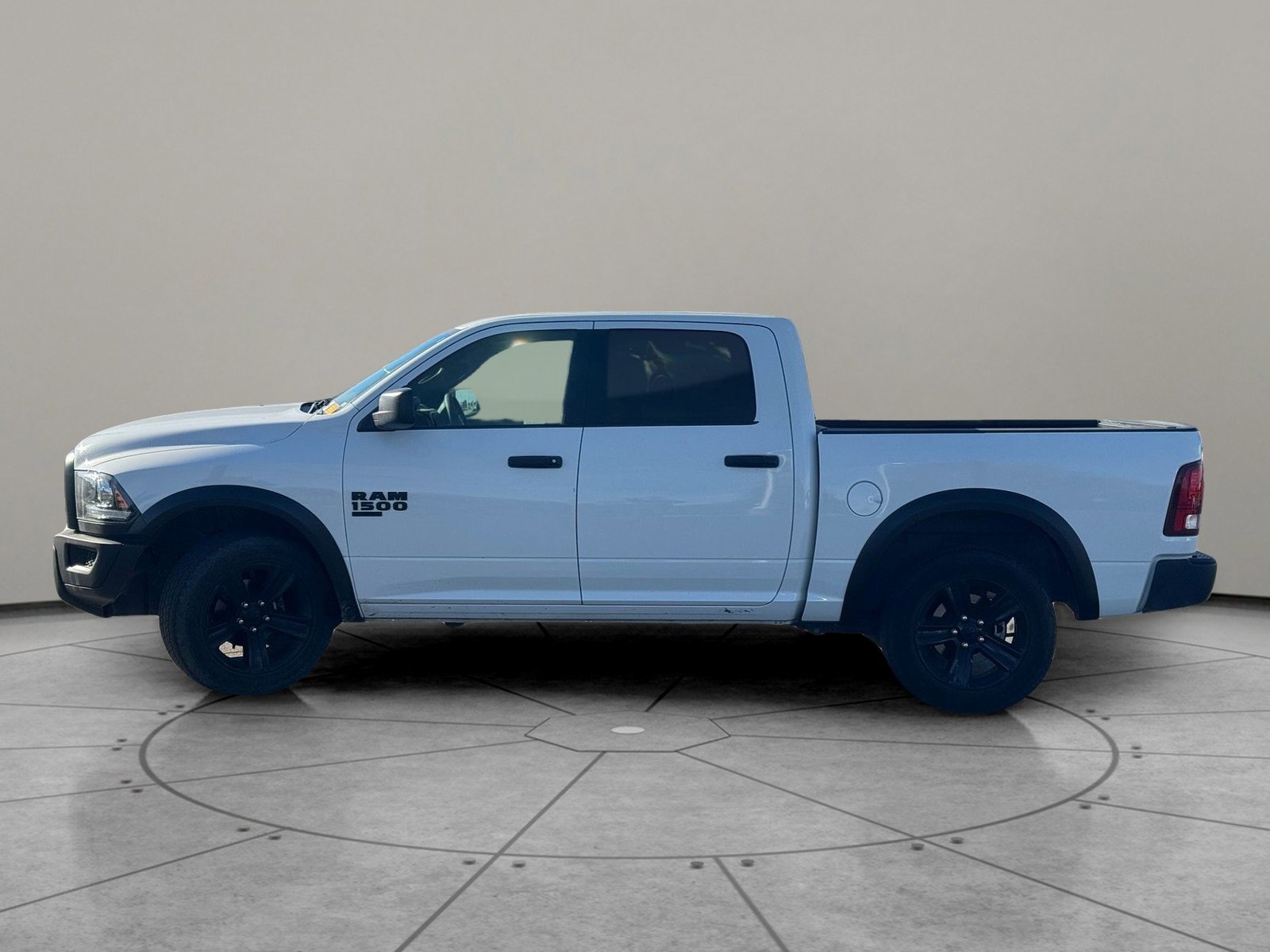 Used 2024 RAM 1500 Classic Warlock image 8