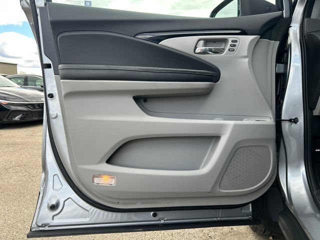 Used 2018 Honda Ridgeline RTL-E image 11
