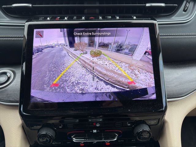 Used 2021 Jeep Grand Cherokee L Limited image 21