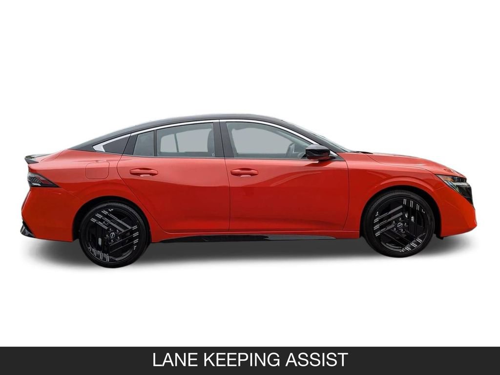 New 2026 Nissan Sentra SR w/ Floor Mat Package FWD image 6
