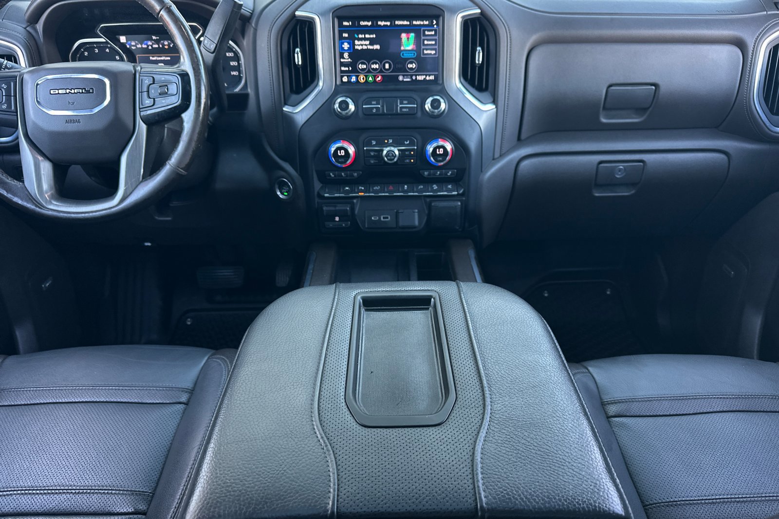 Used 2022 GMC Sierra 1500 Denali w/ Denali Reserve Package AWD/4WD image 13