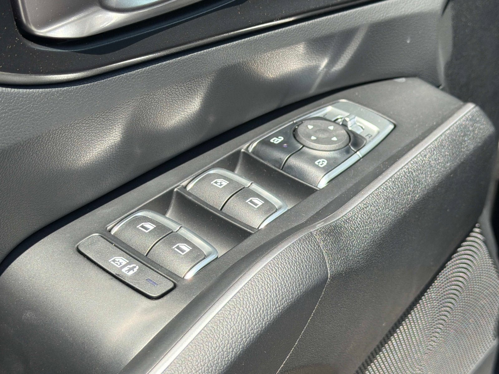New 2026 Kia Sorento LX FWD image 15