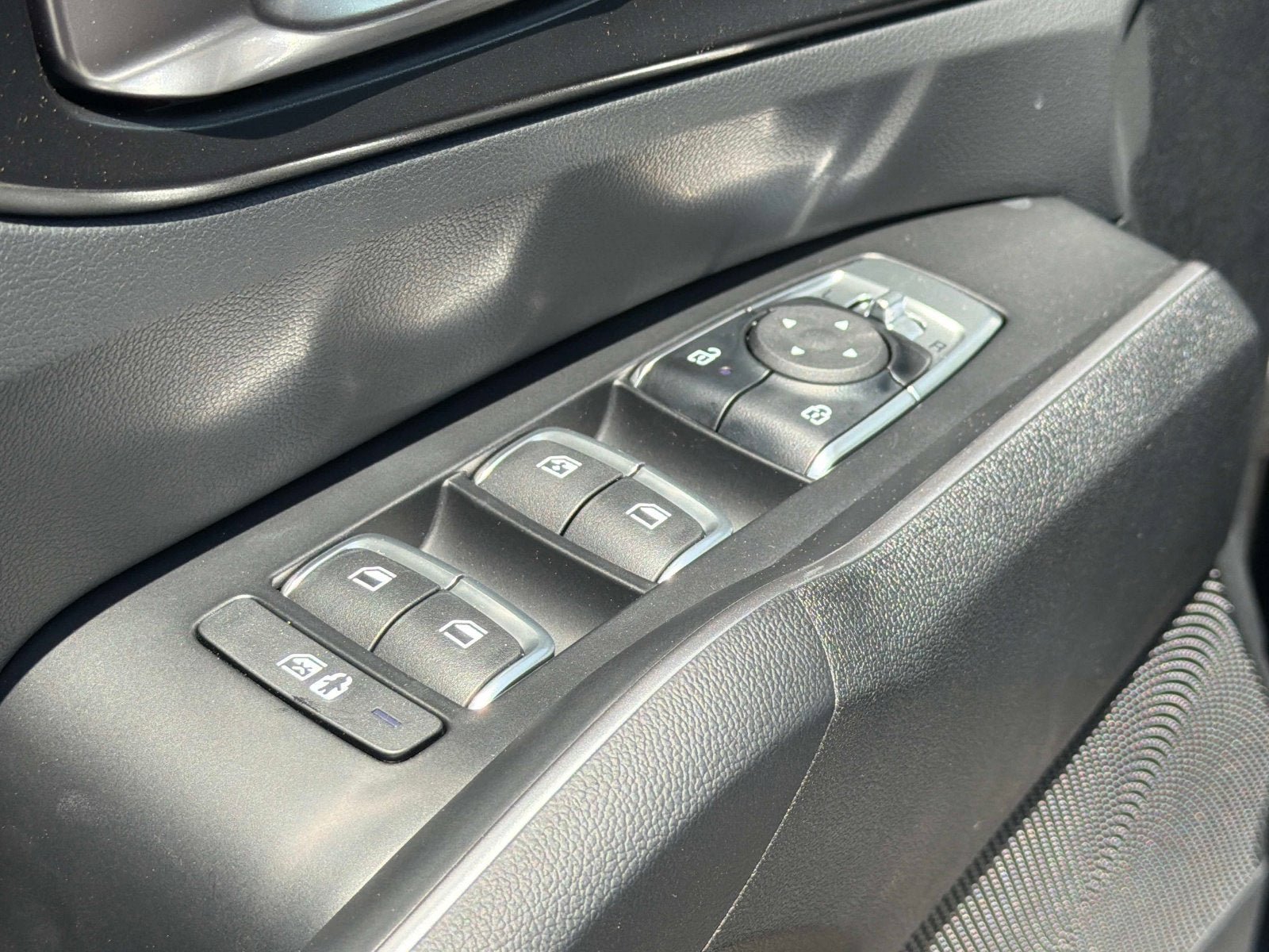 New 2026 Kia Sorento LX FWD image 15
