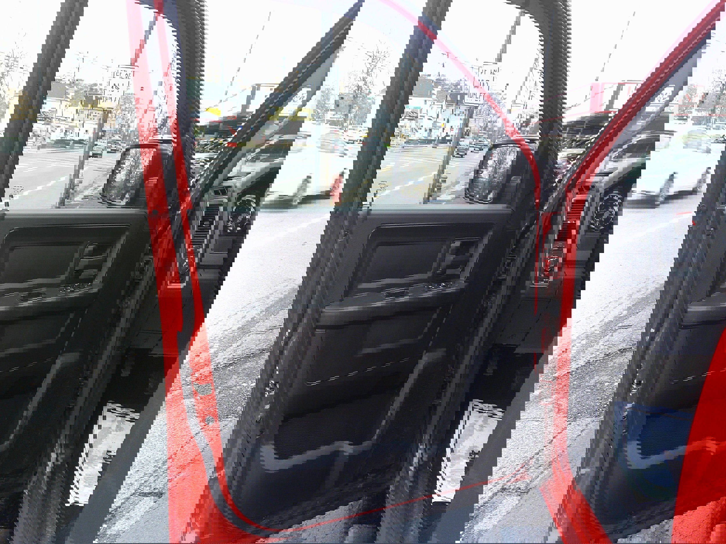 Used 2018 RAM 1500 Express w/ Express Value Package image 15