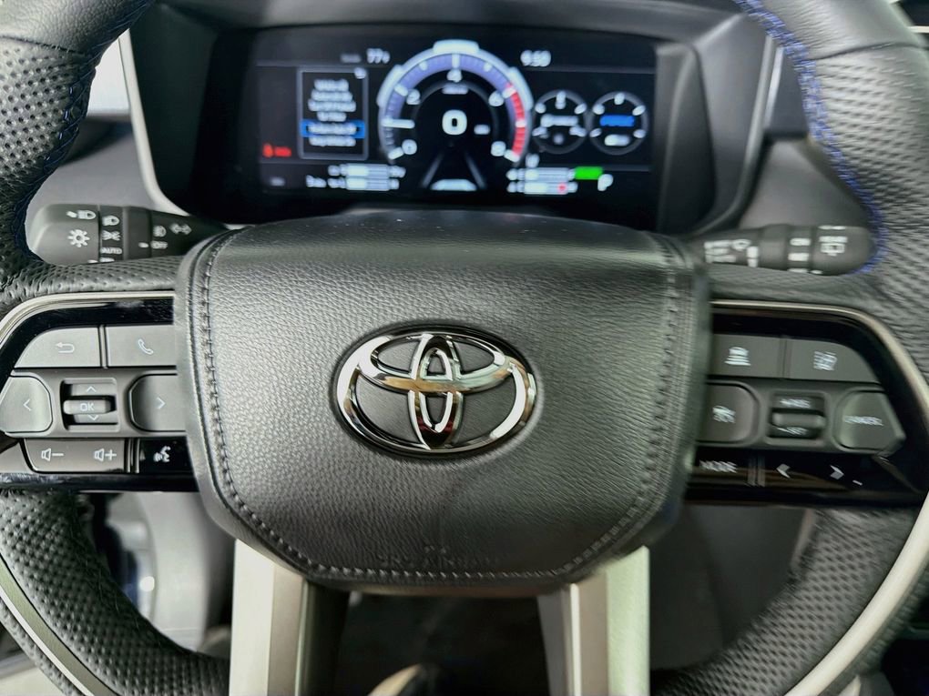 New 2026 Toyota Sequoia Platinum AWD/4WD image 15