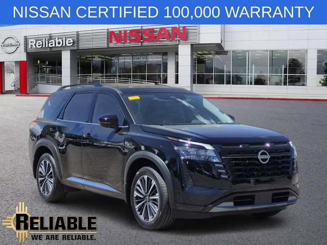 Certified 2026 Nissan Pathfinder Platinum AWD/4WD image 1