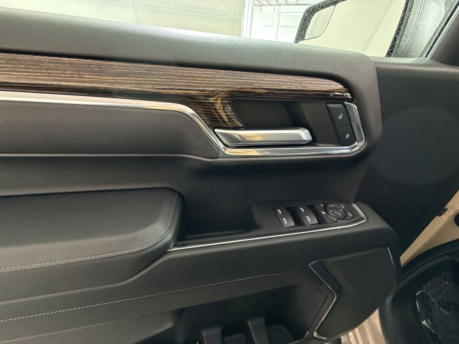 Used 2023 GMC Sierra 1500 Elevation image 15