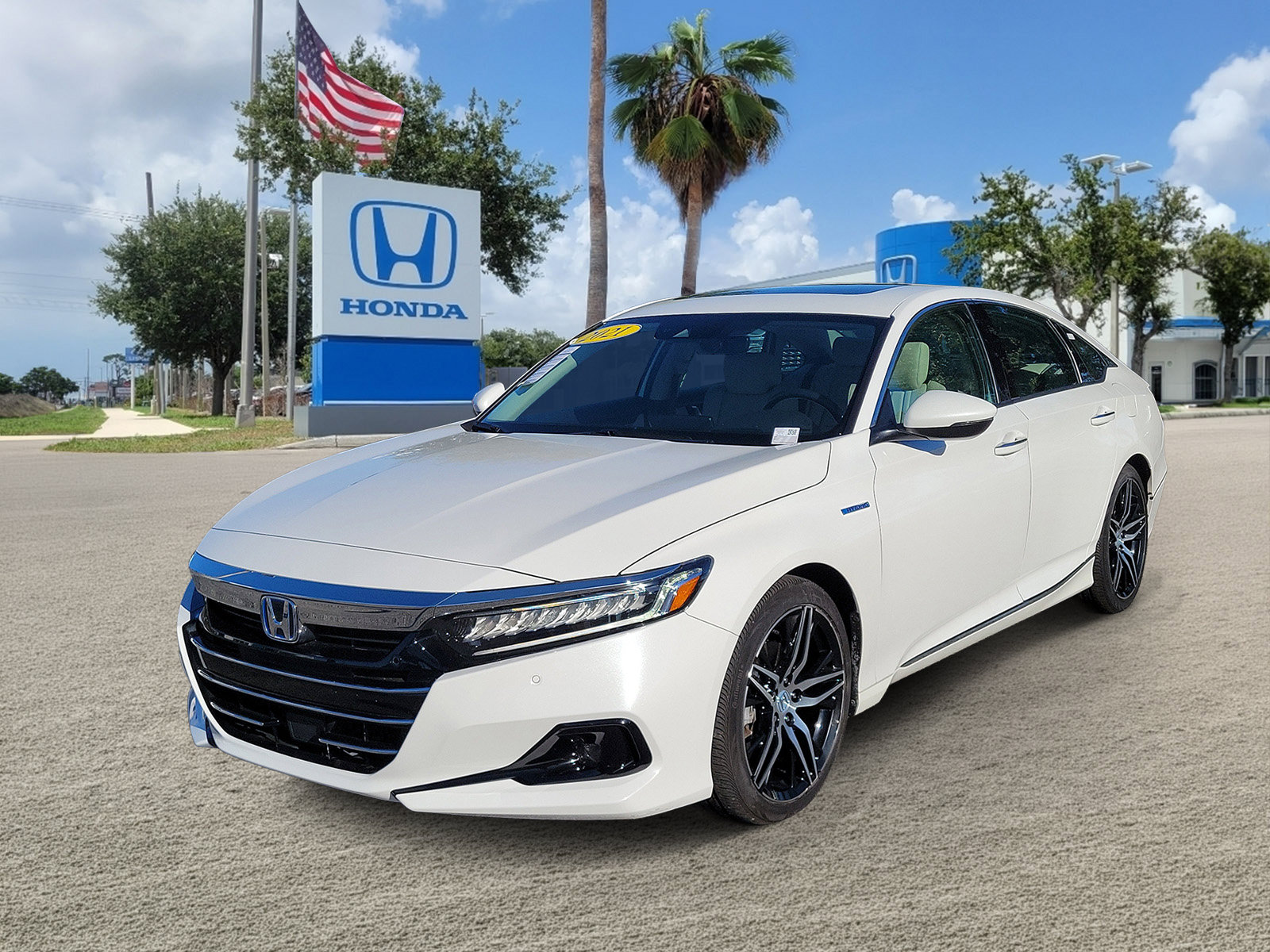 Used 2021 Honda Accord Touring image 4