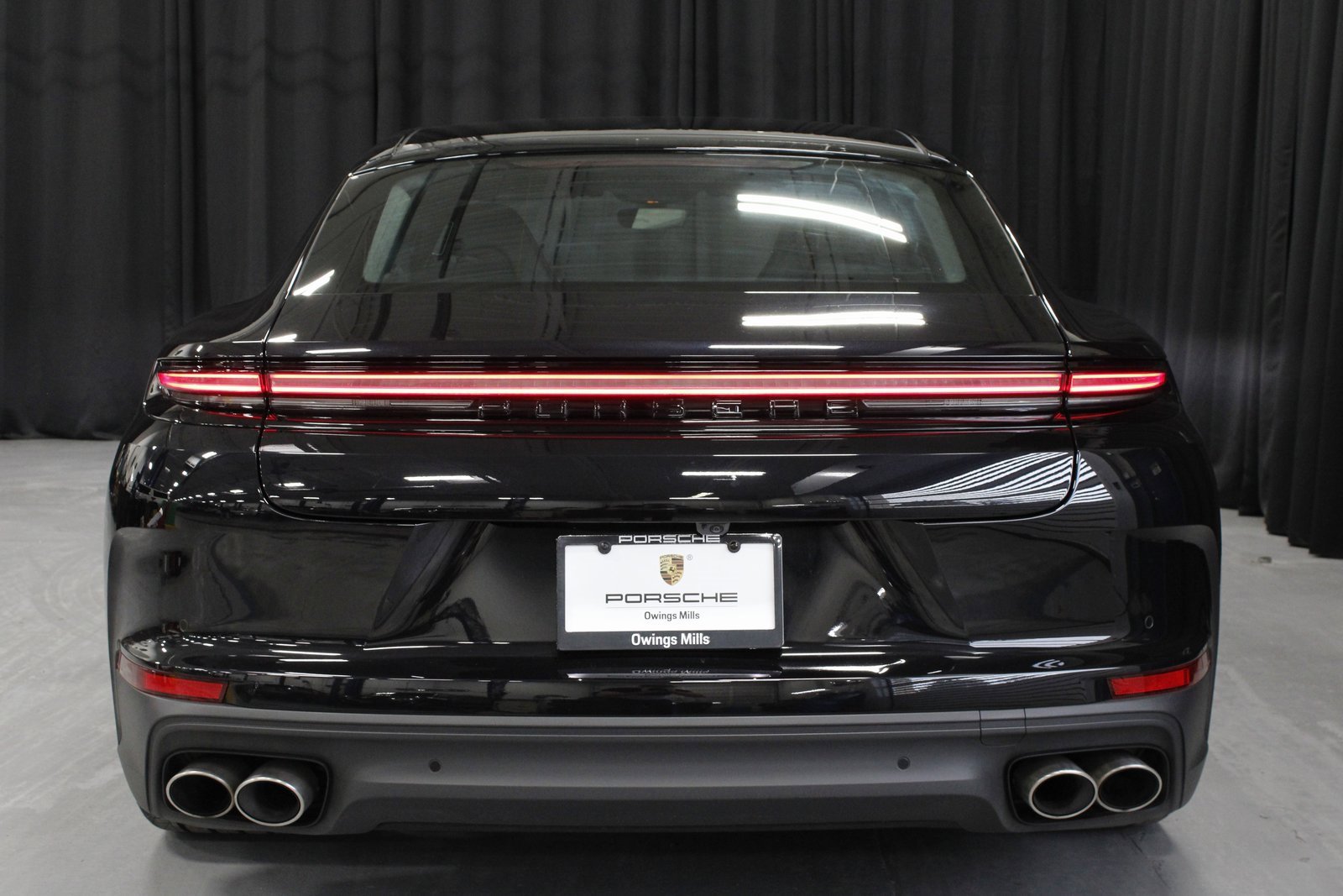 Certified 2025 Porsche Panamera 4 image 6