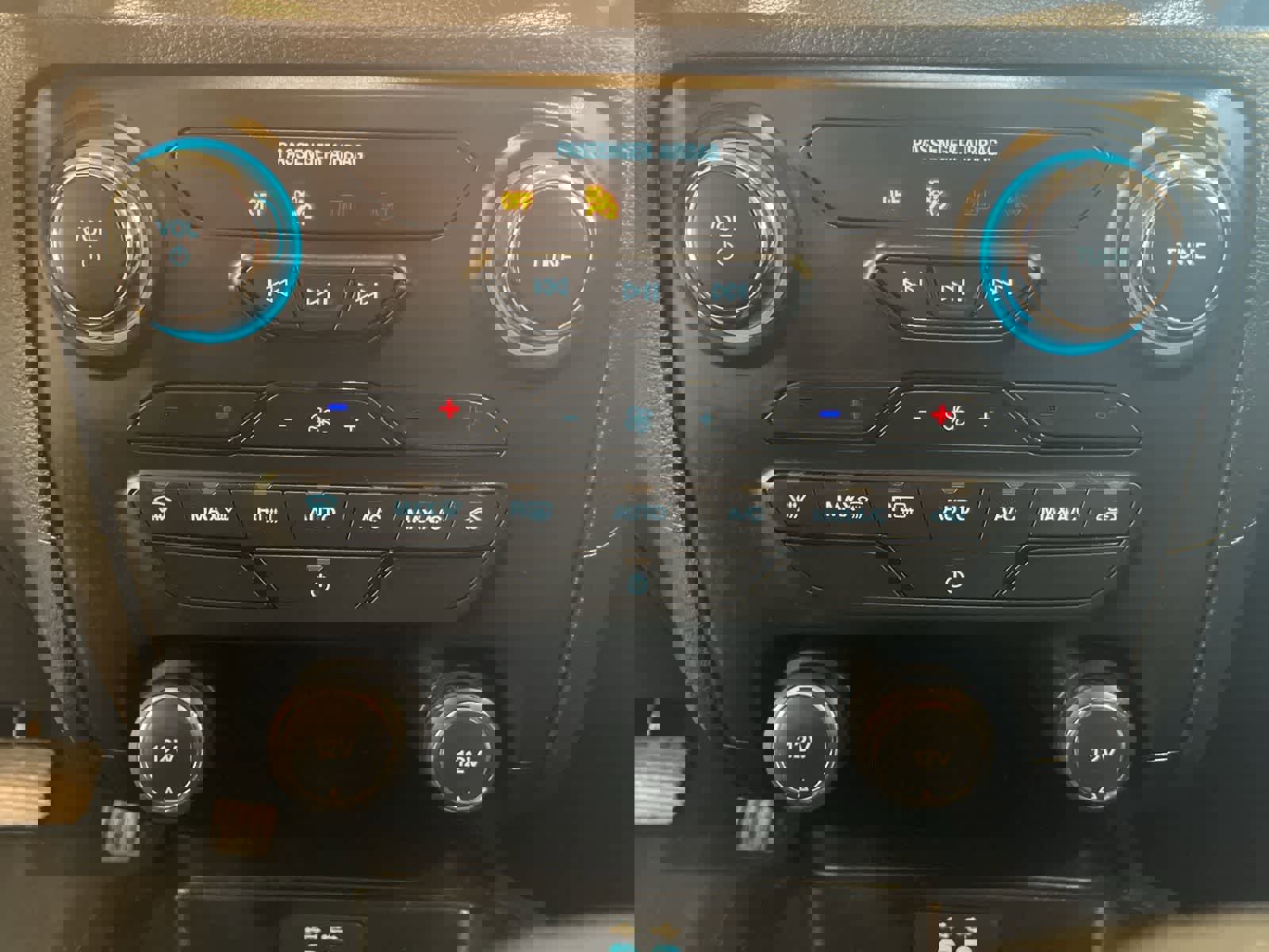 Used 2021 Ford Ranger XLT w/ FX4 Off-Road Package AWD/4WD image 20