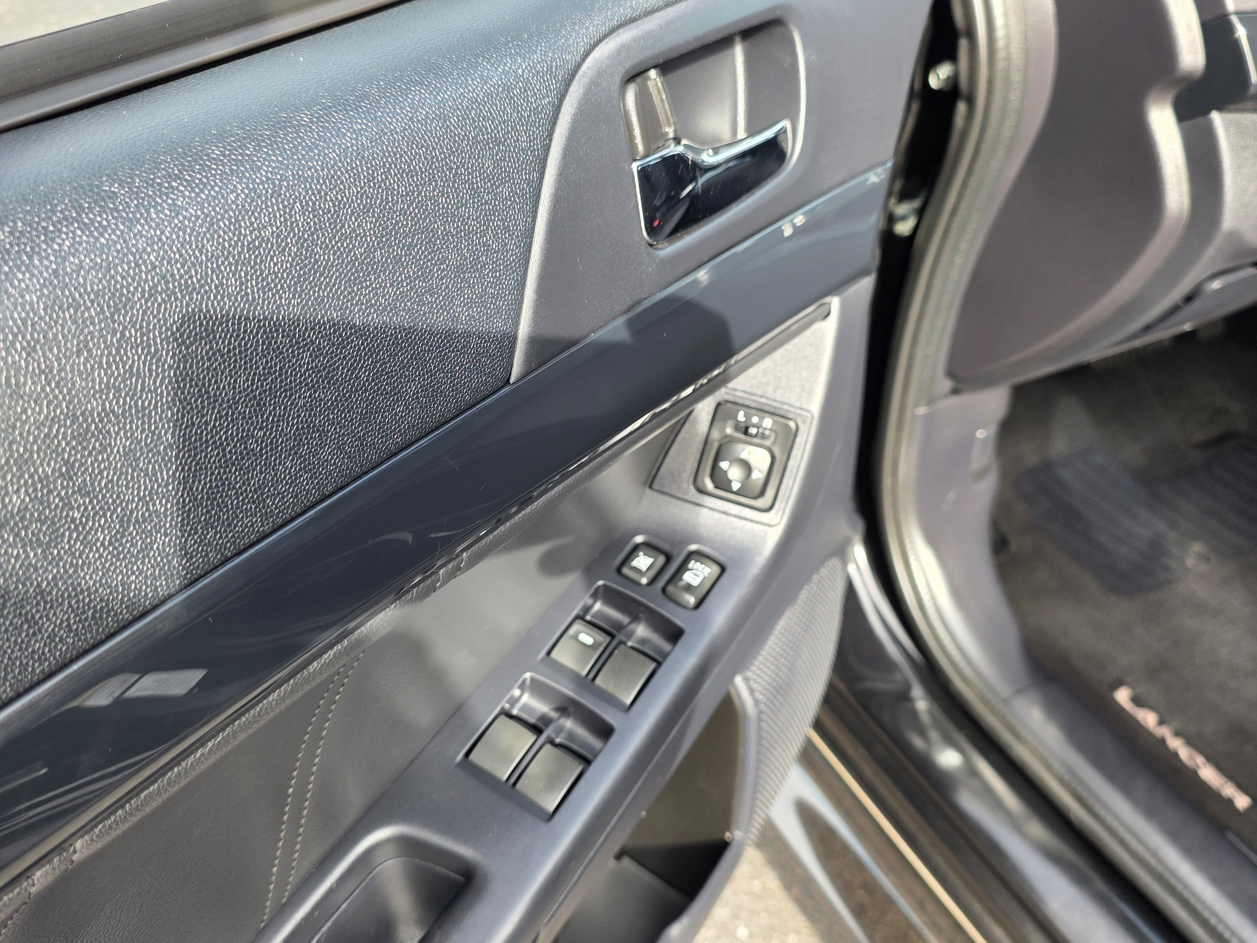 Used 2015 Mitsubishi Lancer GT FWD image 13